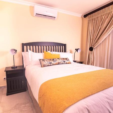 Masingitana Hotel Acornhoek Экстерьер фото